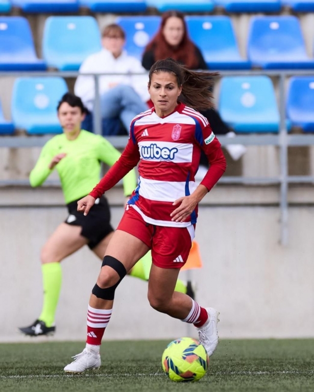 Laura Pérez tendrá que esperar para ir con la Selección (GRANADA CF)