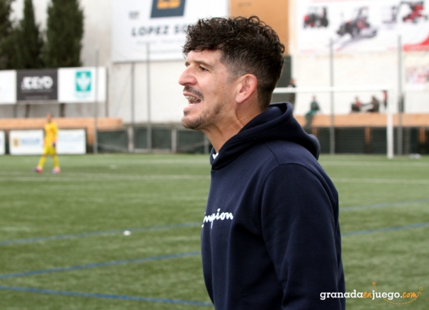 El entrenador del Churriana CF, Levi Cantero (J. PALMA)